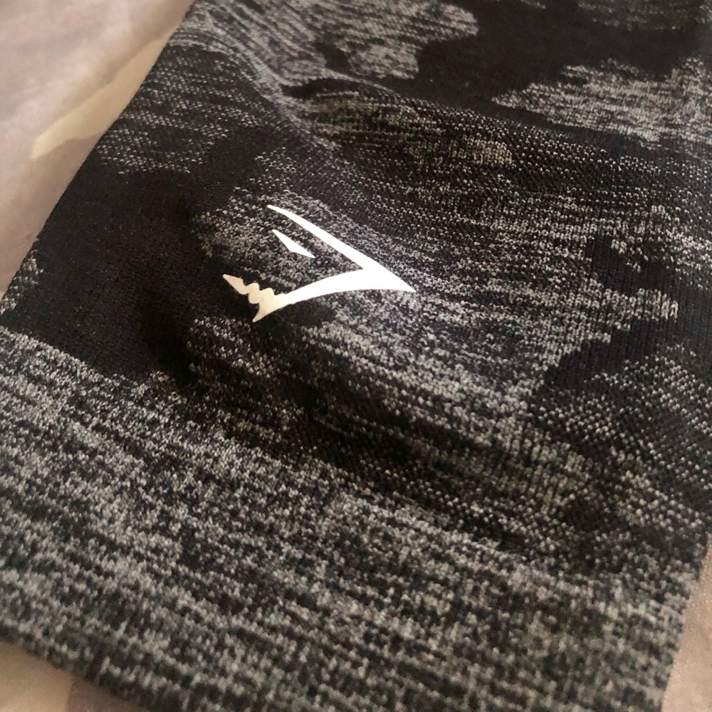 NWT Gymshark 🦈 Camo Seamless Leggings S 👟